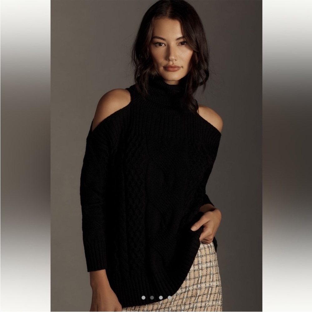 Anthropologie Black Cold Shoulder Cable Knit Sweater – Size M
